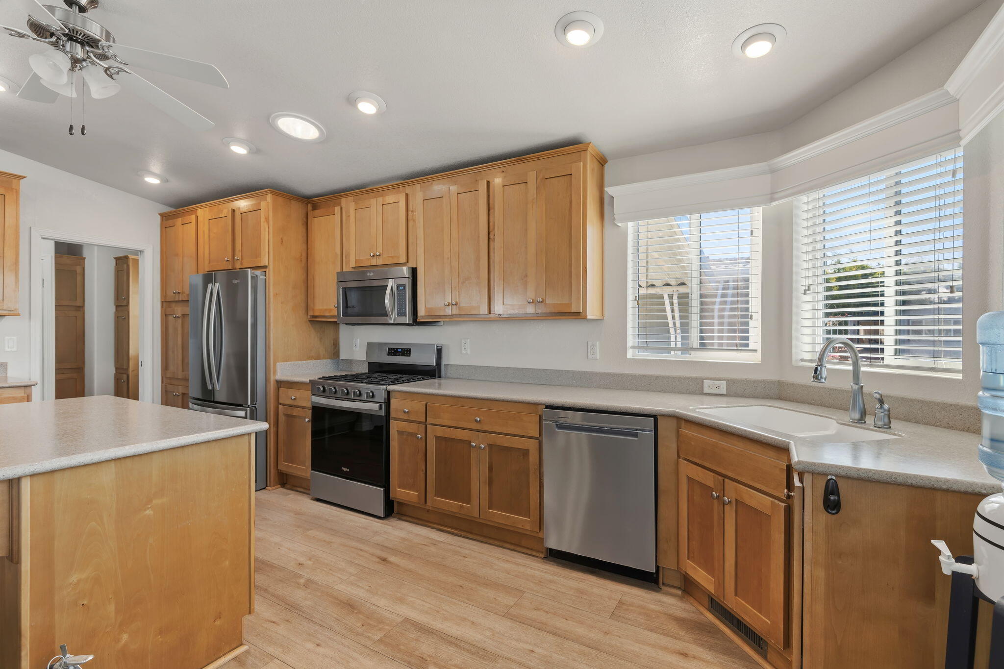 340 Old Mill Road, Unit SPC 82 Santa Barbara, CA 93110 - Photo 8 of 29 12-Kitchen