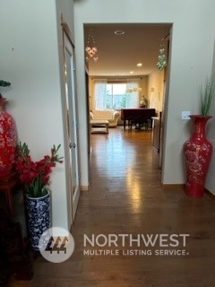 3515 Cedar Avenue South Renton, WA 98055 - Photo 2 of 19 Gallery Image 2