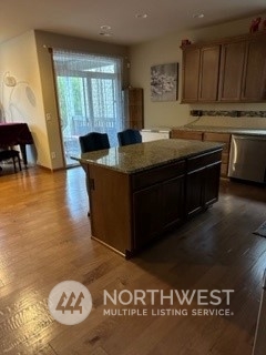 3515 Cedar Avenue South Renton, WA 98055 - Photo 5 of 19 Gallery Image 5
