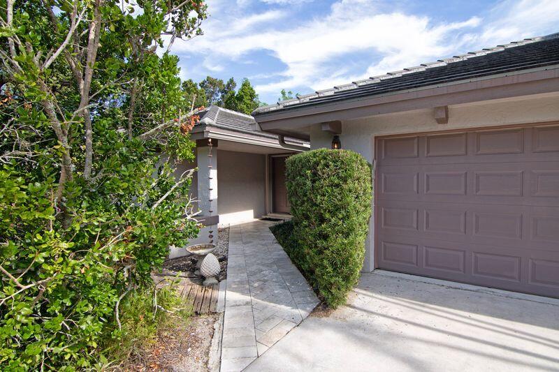 7600 West Country Club Boulevard Boca Raton, FL 33487 - Photo 20 of 26 7HROVVhi