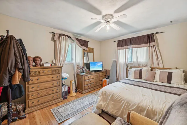 $939,900 | 5563 West Spring Creek Road, Three Oaks, MI 49128