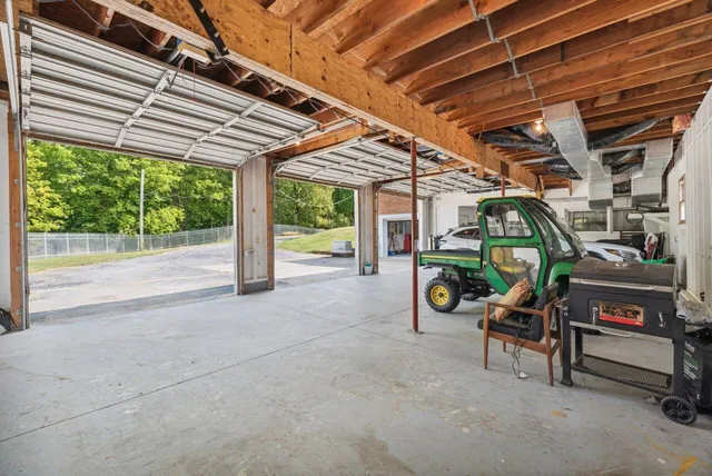 $939,900 | 5563 West Spring Creek Road, Three Oaks, MI 49128