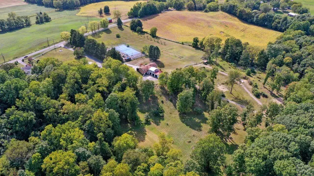 $939,900 | 5563 West Spring Creek Road, Three Oaks, MI 49128