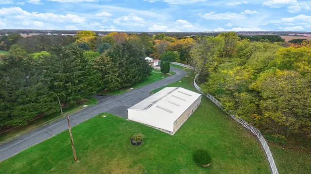 $939,900 | 5563 West Spring Creek Road, Three Oaks, MI 49128