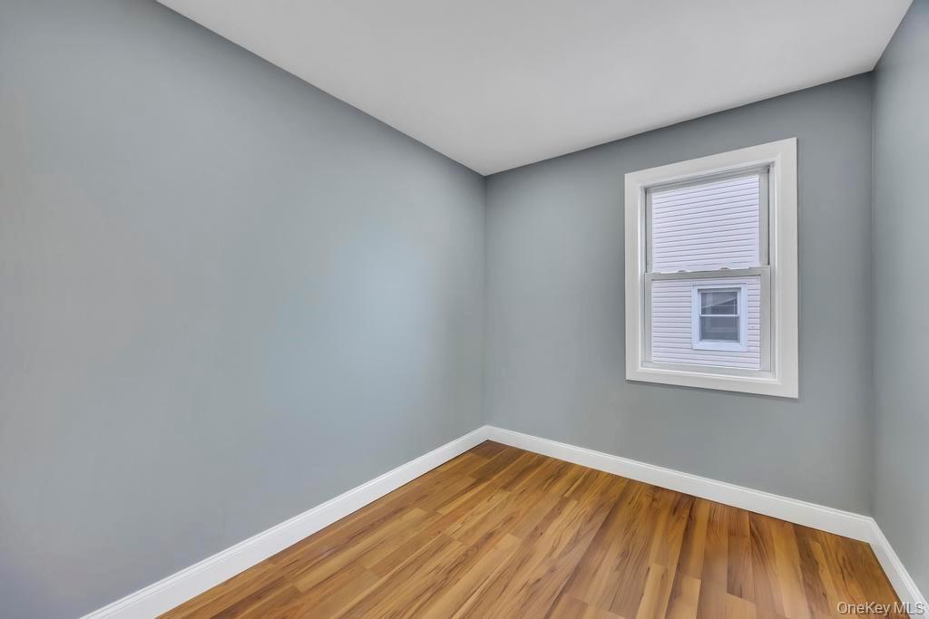 17 Sapir Street Valley Stream, NY 11580 - Photo 11 of 26