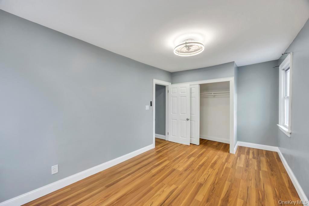 17 Sapir Street Valley Stream, NY 11580 - Photo 13 of 26