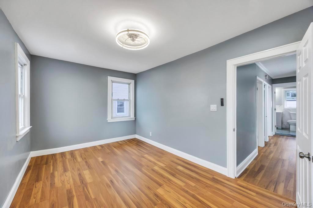 17 Sapir Street Valley Stream, NY 11580 - Photo 14 of 26