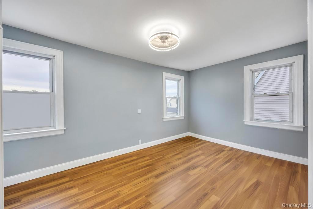 17 Sapir Street Valley Stream, NY 11580 - Photo 15 of 26