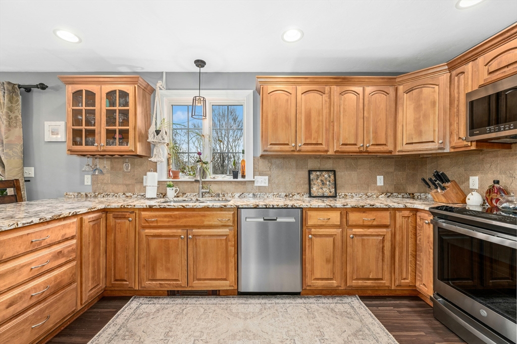 59 Snow Road West Brookfield, MA 01585 - Photo 15 of 42 Gallery Image 15