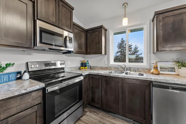 $345,000 | 770 South Rush Creek Lane, Rush City, MN 55069