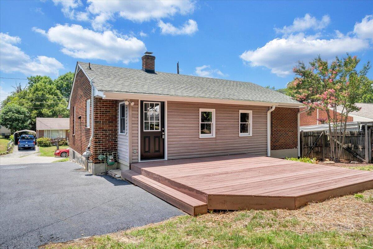 1745 Morwanda Street Northwest Salem, VA 24153 - Photo 44 of 61 44-MIB00241