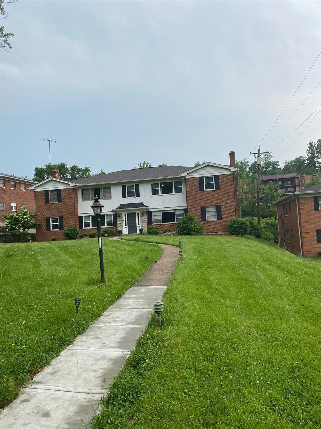 3545 Section Road, Unit 1E Cincinnati, OH 45237 - Photo 2 of 3 Gallery Image 2