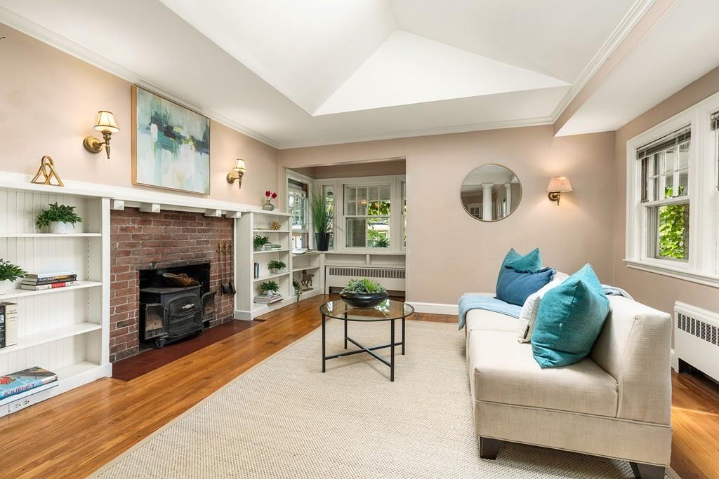 25 Duffield Road Newton, MA 02466 - Photo 4 of 23