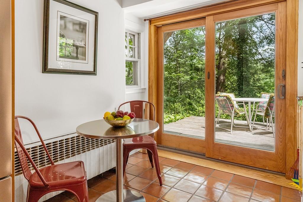 25 Duffield Road Newton, MA 02466 - Photo 8 of 23