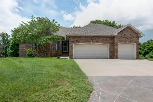 $500,000 | 4727 South Kimbrough Avenue, Springfield, MO 65810