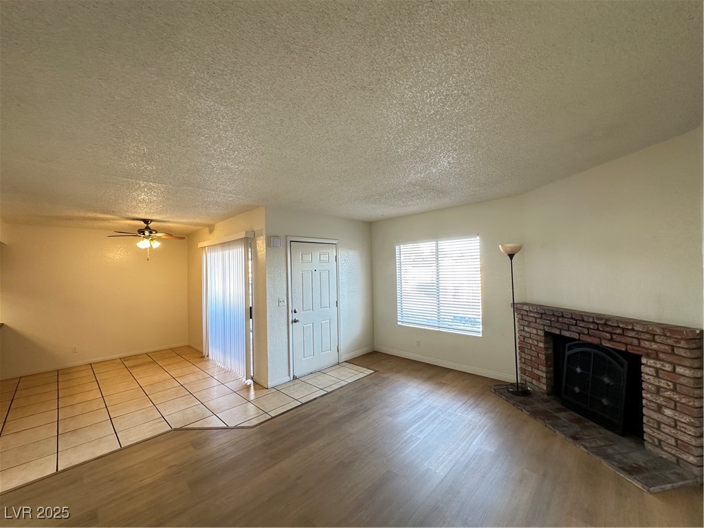 1904 Lirio Way, Unit D Las Vegas, NV 89108 - Photo 3 of 15