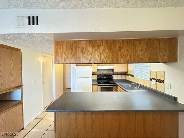$1,155 | 1904 Lirio Way, Unit D, Las Vegas, NV 89108