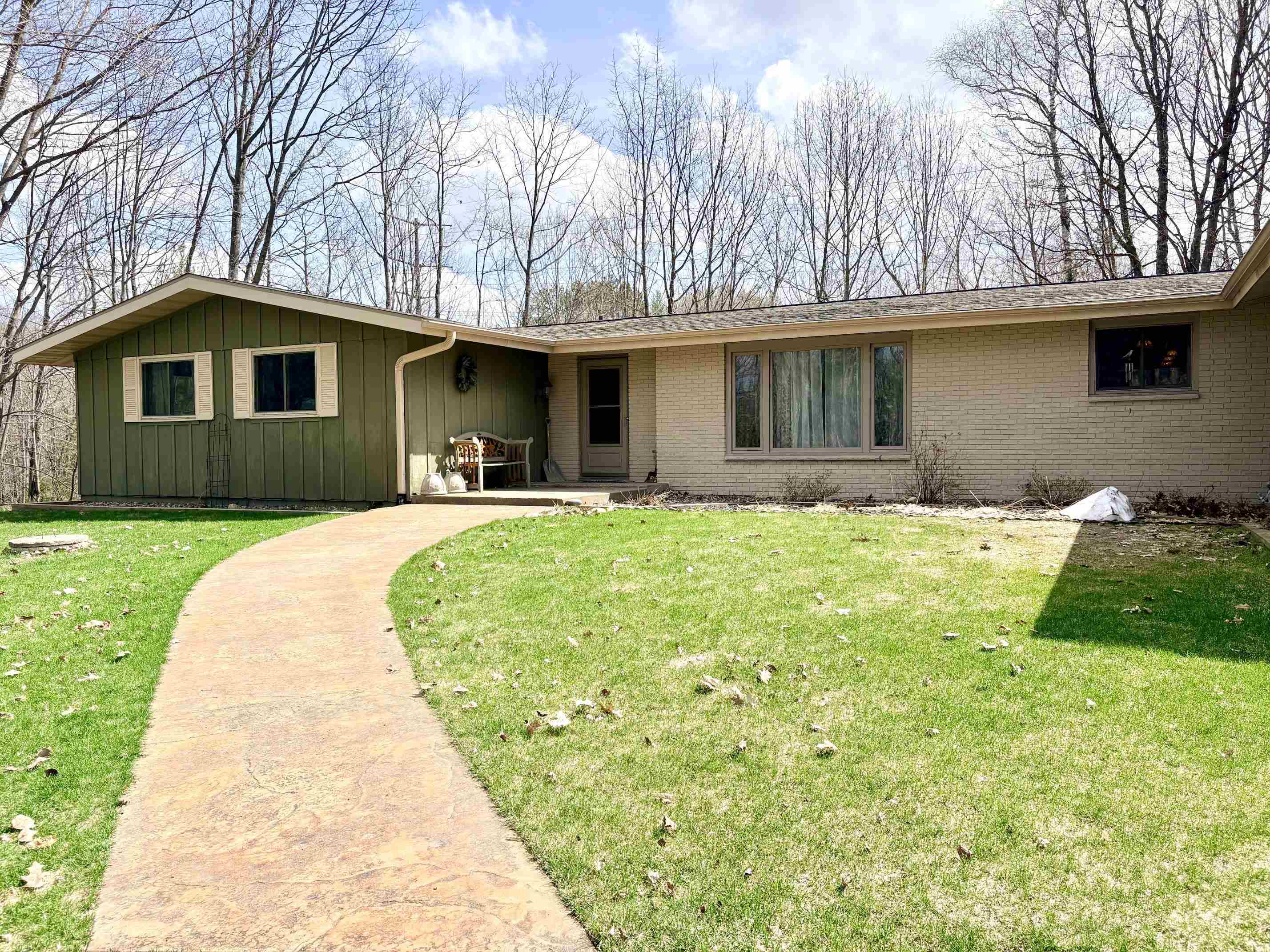 3270 S Highway Rhinelander, WI 54501 - Photo 2 of 40