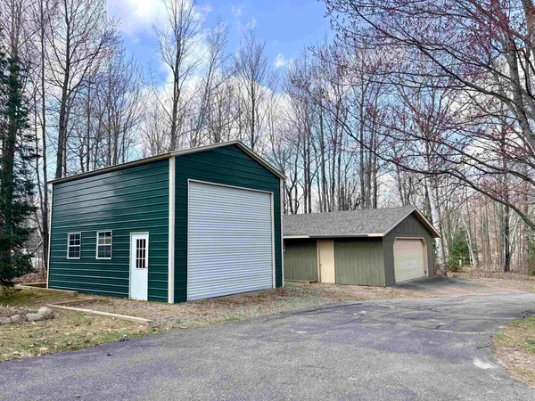 $475,000 | 3270 S Highway, Rhinelander, WI 54501
