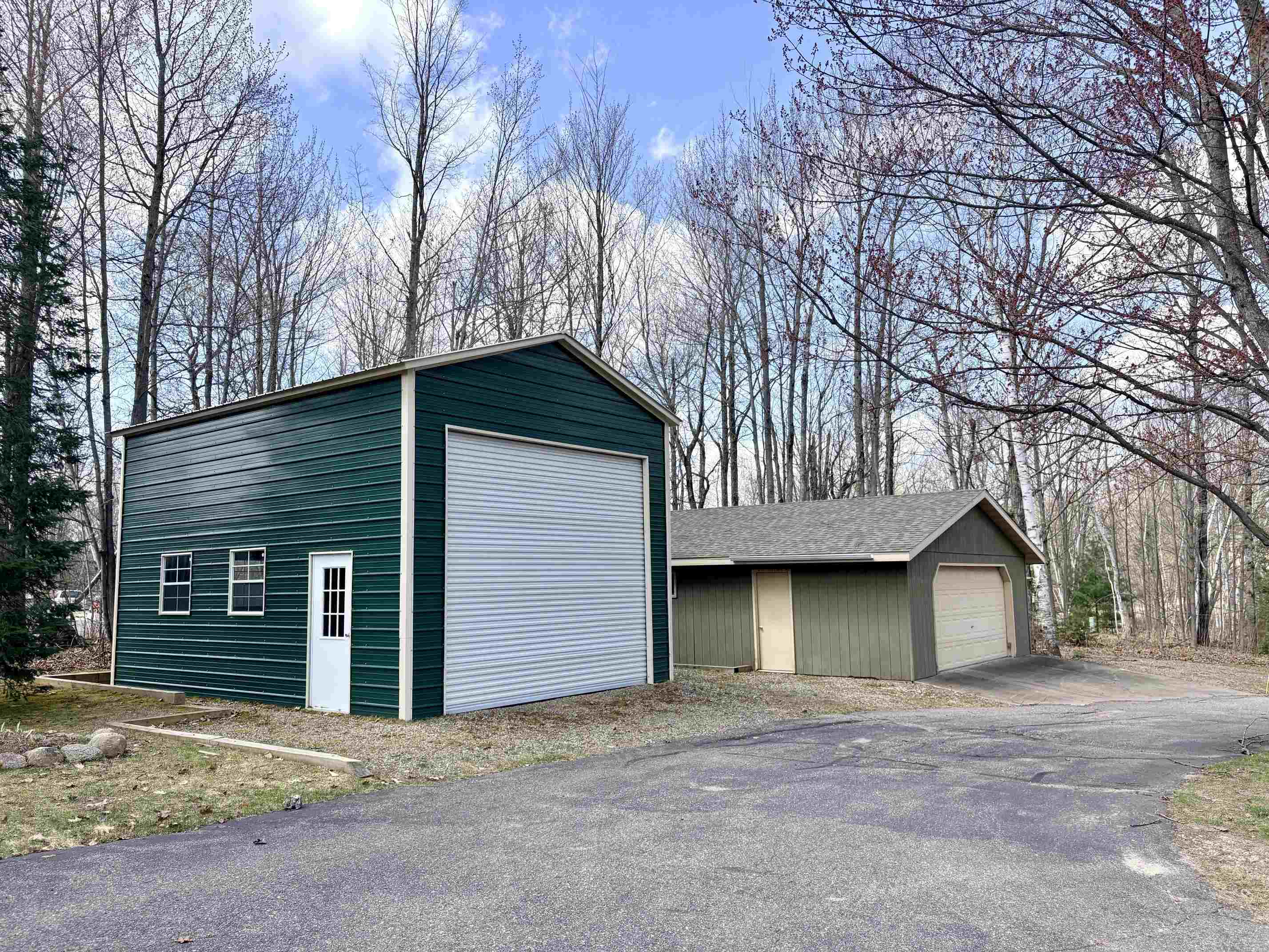 3270 S Highway Rhinelander, WI 54501 - Photo 3 of 40