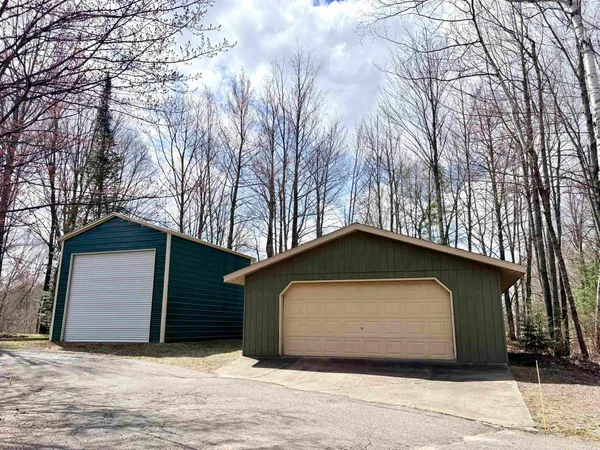 $475,000 | 3270 S Highway, Rhinelander, WI 54501