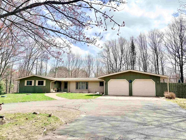 $475,000 | 3270 S Highway, Rhinelander, WI 54501