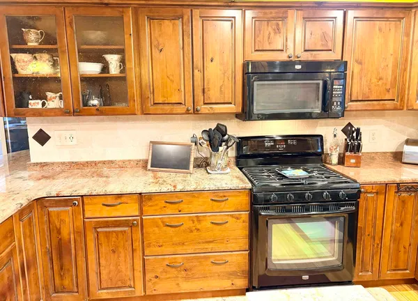 $475,000 | 3270 S Highway, Rhinelander, WI 54501