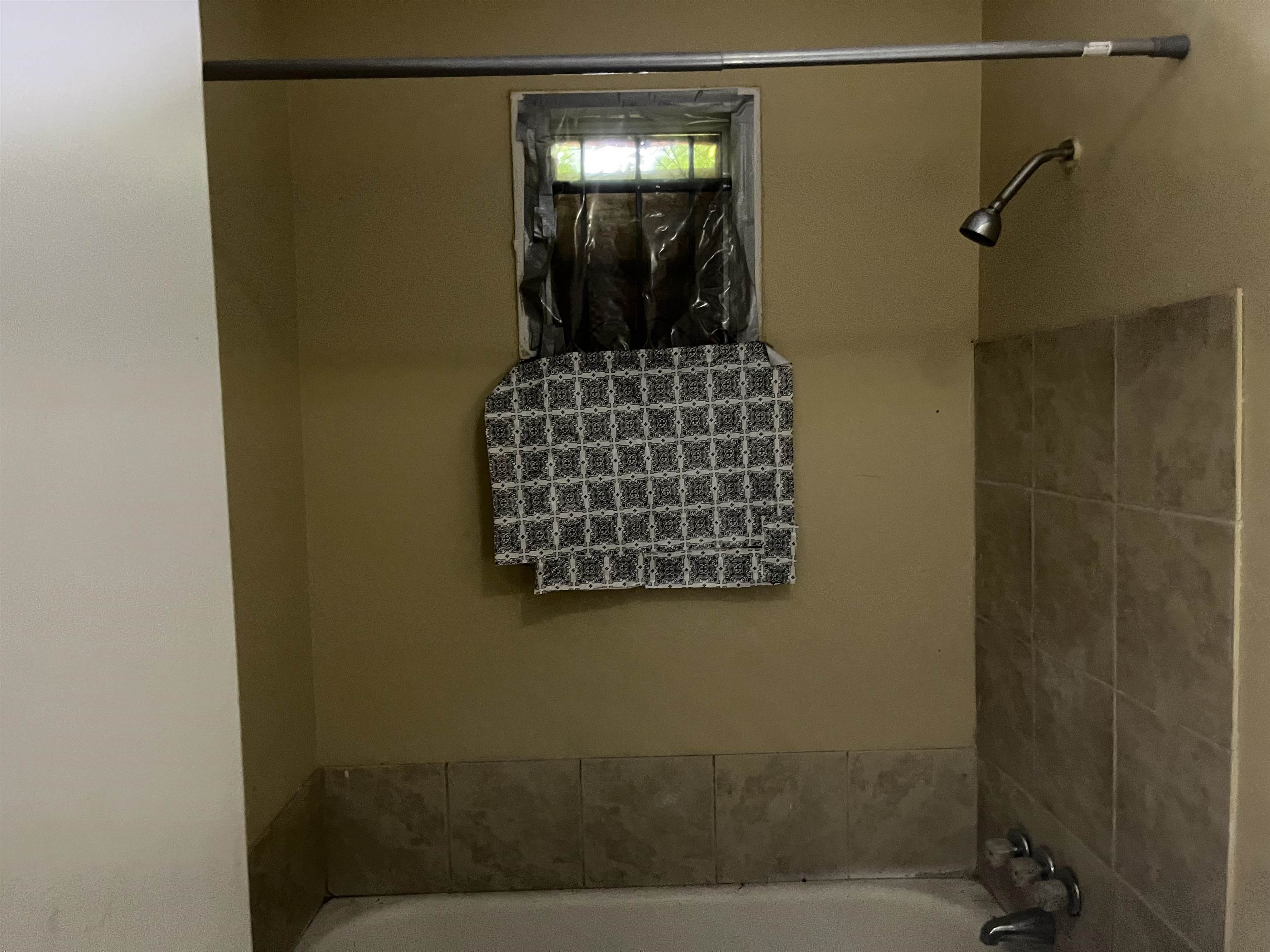 100 Silverage Avenue Memphis, TN 38109 - Photo 21 of 30 Image quality insufficient for description