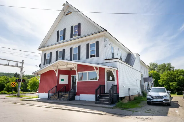 $645,000 | 77 Main Street, Stratford, NH 03590