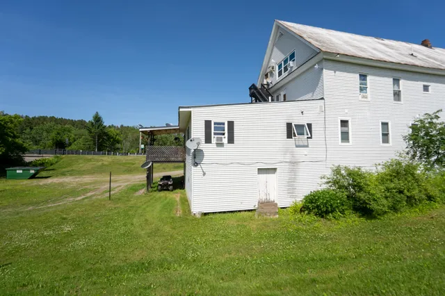 $645,000 | 77 Main Street, Stratford, NH 03590