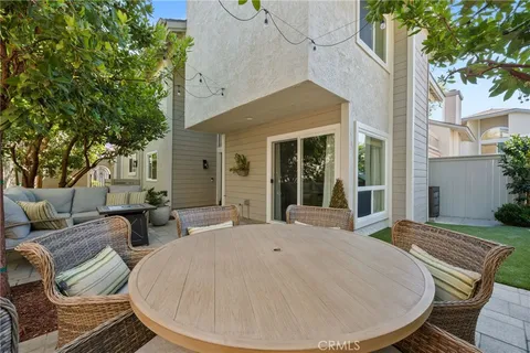 $1,250,000 | 101 Aspen Lane, Costa Mesa, CA 92627