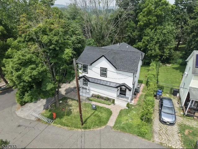 a house view with a outdoor space