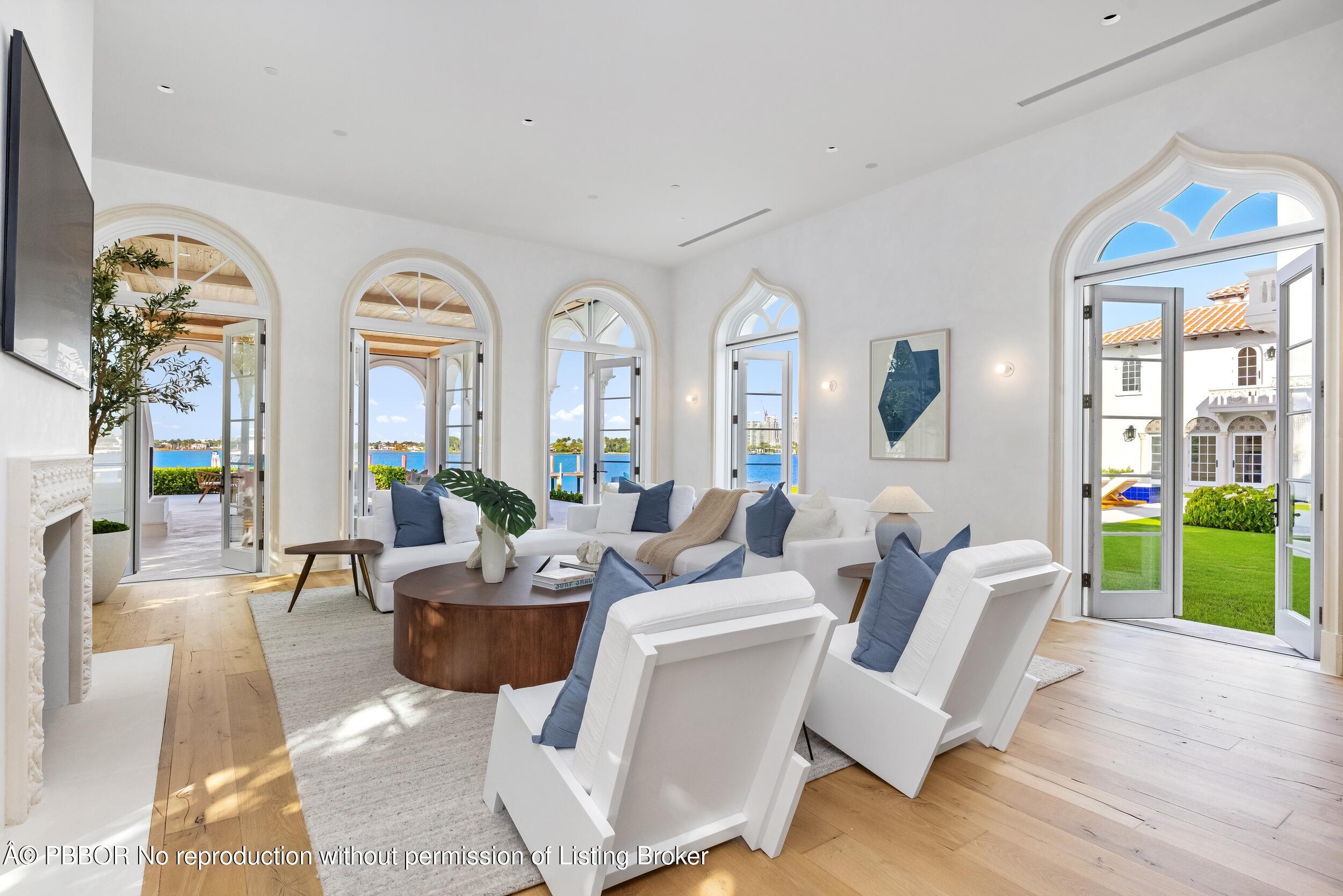 800 South County Road Palm Beach, FL 33480 - Photo 43 of 76 Family Room