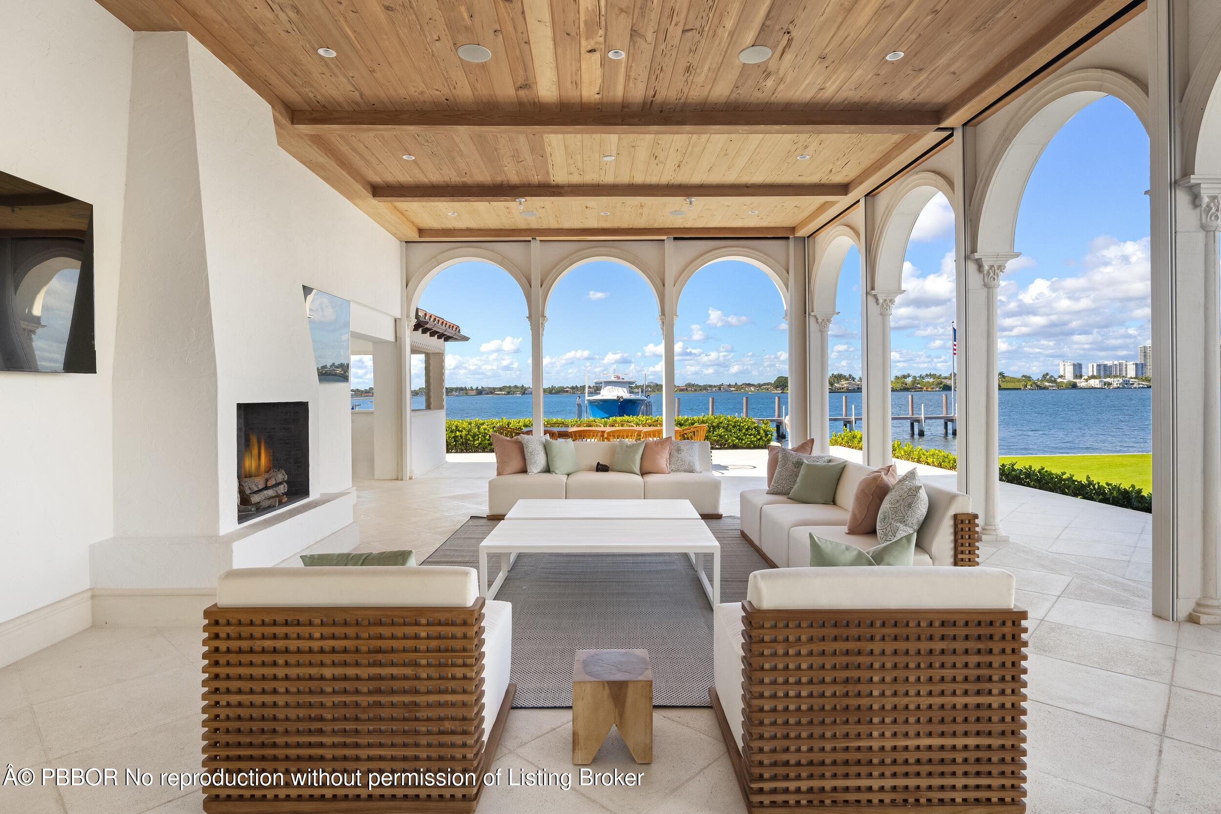 800 South County Road Palm Beach, FL 33480 - Photo 47 of 76 Loggia