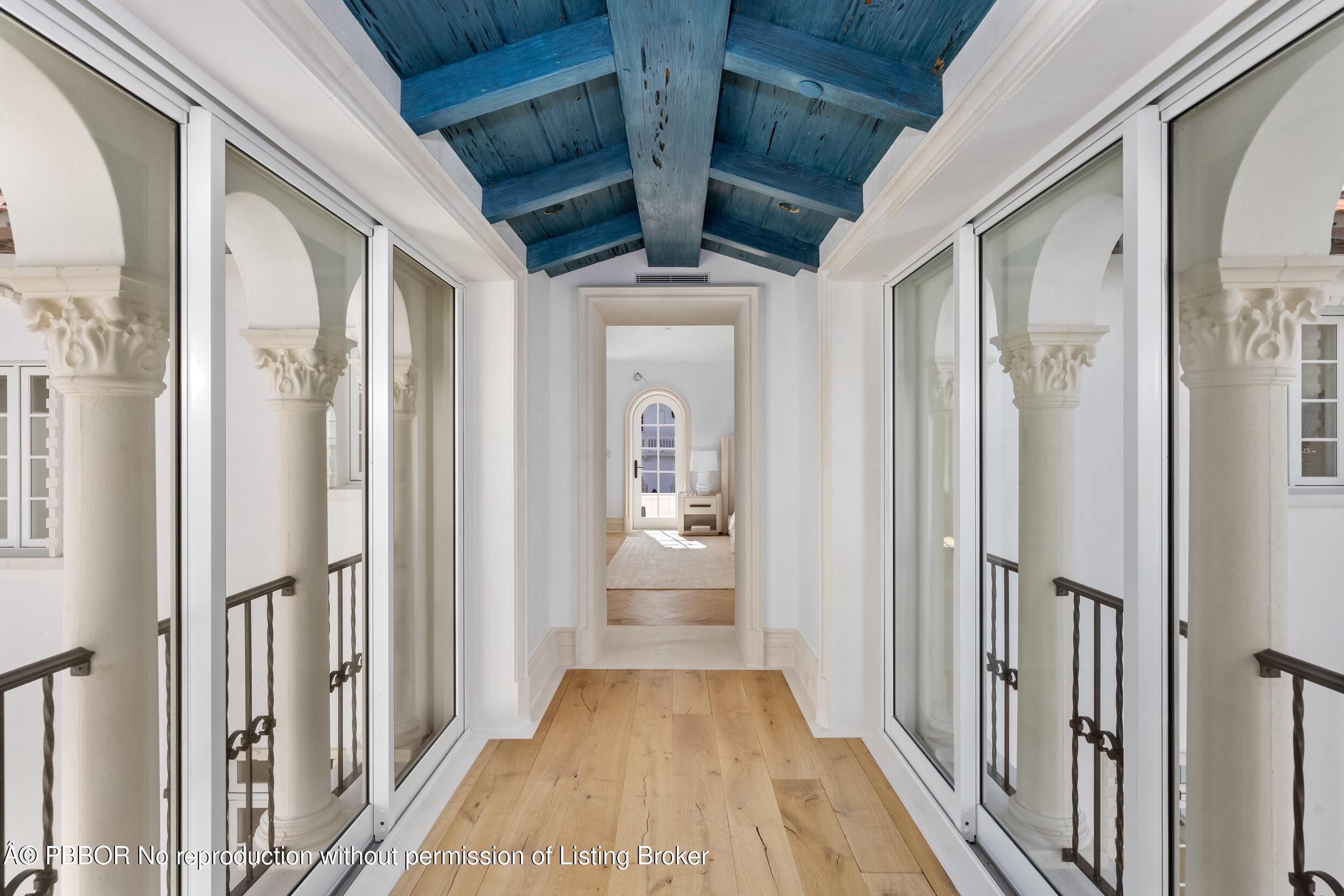 800 South County Road Palm Beach, FL 33480 - Photo 54 of 76 Hallway to Primary Suite