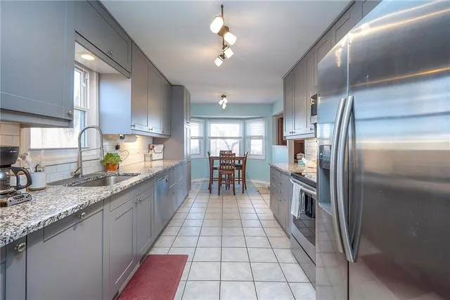 $439,900 | 13412 Highview Drive, Kearney, MO 64060