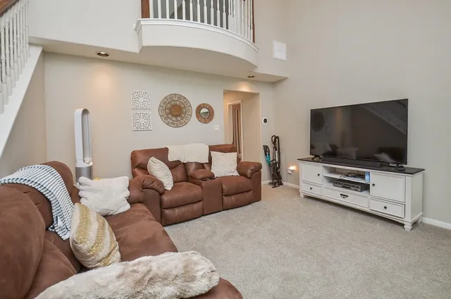 $3,500 | 3654 Royal Royce Drive, Houston, TX 77042