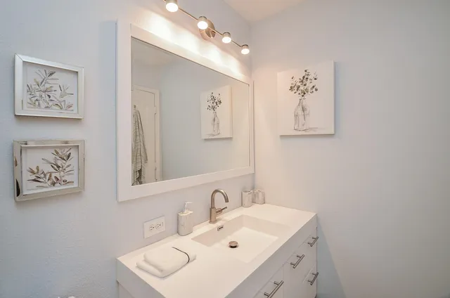 $3,500 | 3654 Royal Royce Drive, Houston, TX 77042