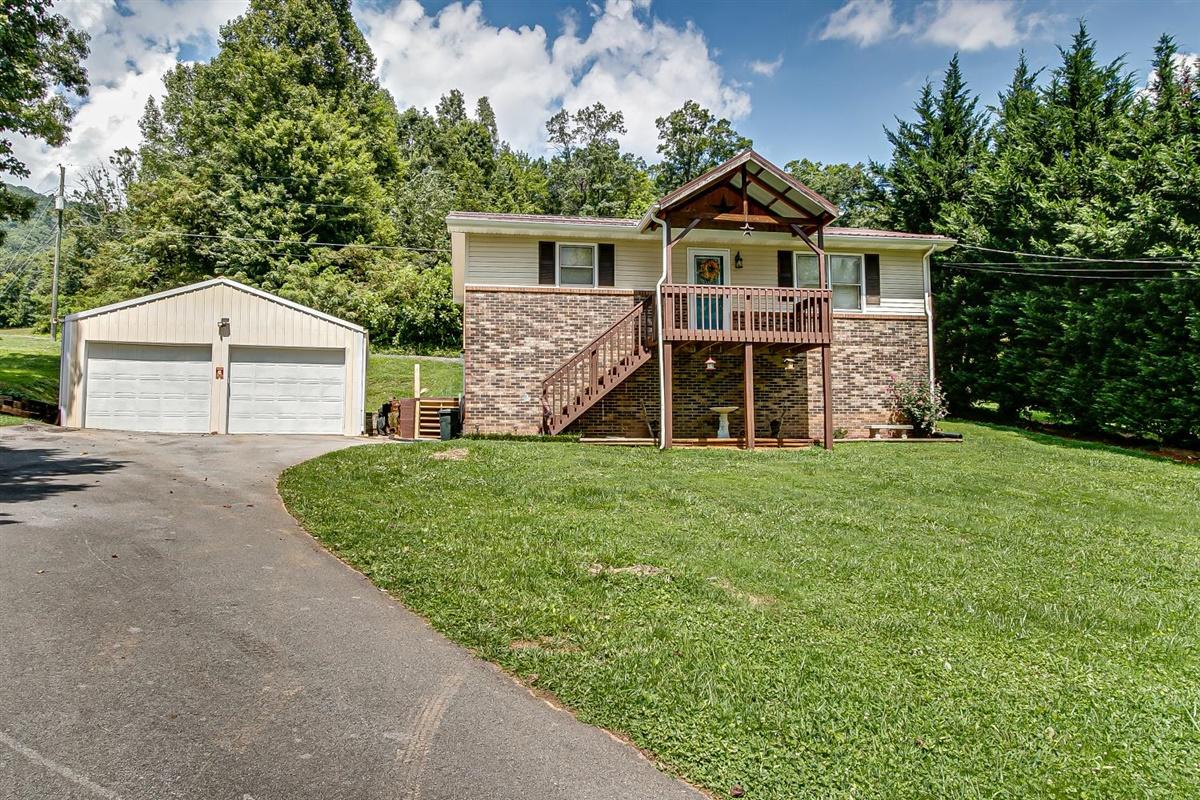 2729 Gap Creek Road Hampton, TN 37658 - Photo 1 of 33 01-Gap Rd-2