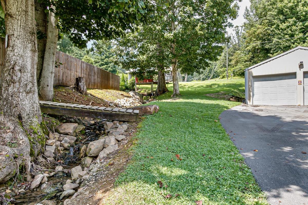 2729 Gap Creek Road Hampton, TN 37658 - Photo 29 of 33 29-Gap Rd-29