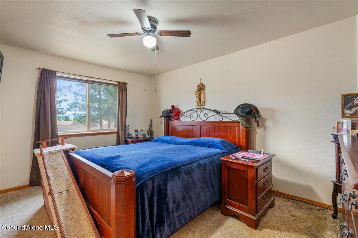 811 East Seasons Road Athol, ID 83801 - Photo 18 of 49 18-Primary bedroom