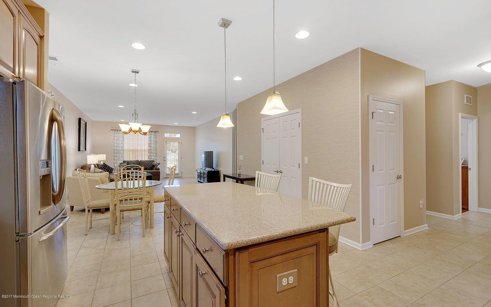 3 Sutfield Road Jackson, NJ 08527 - Photo 13 of 31 Kitchen