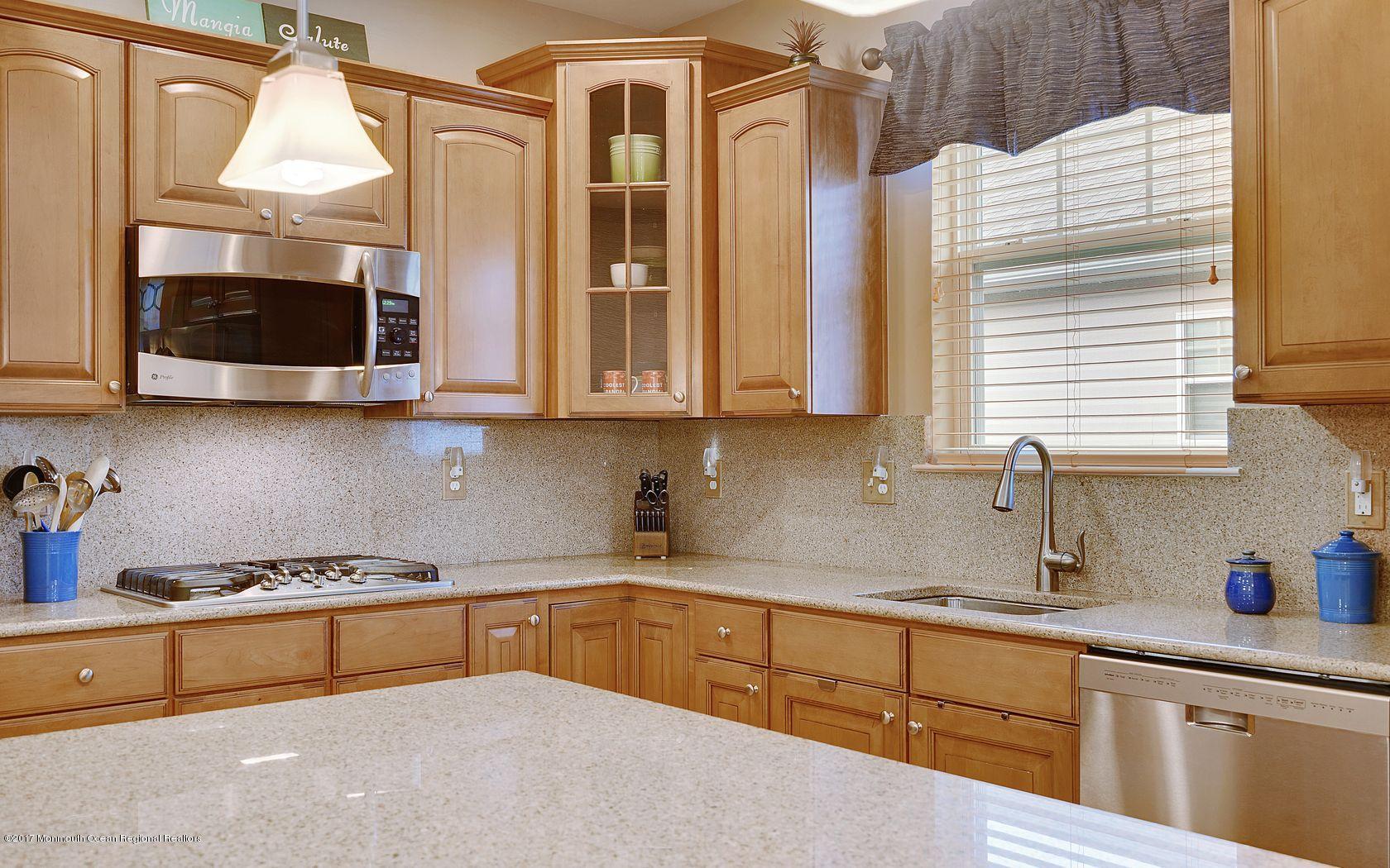 3 Sutfield Road Jackson, NJ 08527 - Photo 14 of 31 Kitchen