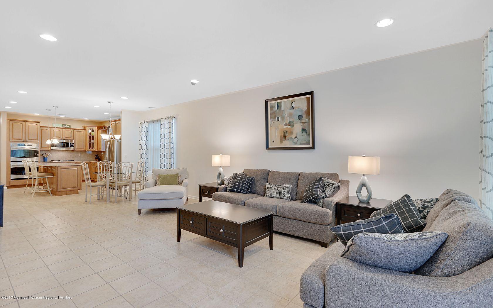 3 Sutfield Road Jackson, NJ 08527 - Photo 17 of 31 Family Room