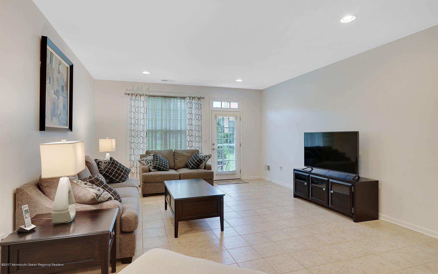 3 Sutfield Road Jackson, NJ 08527 - Photo 18 of 31 Family Room