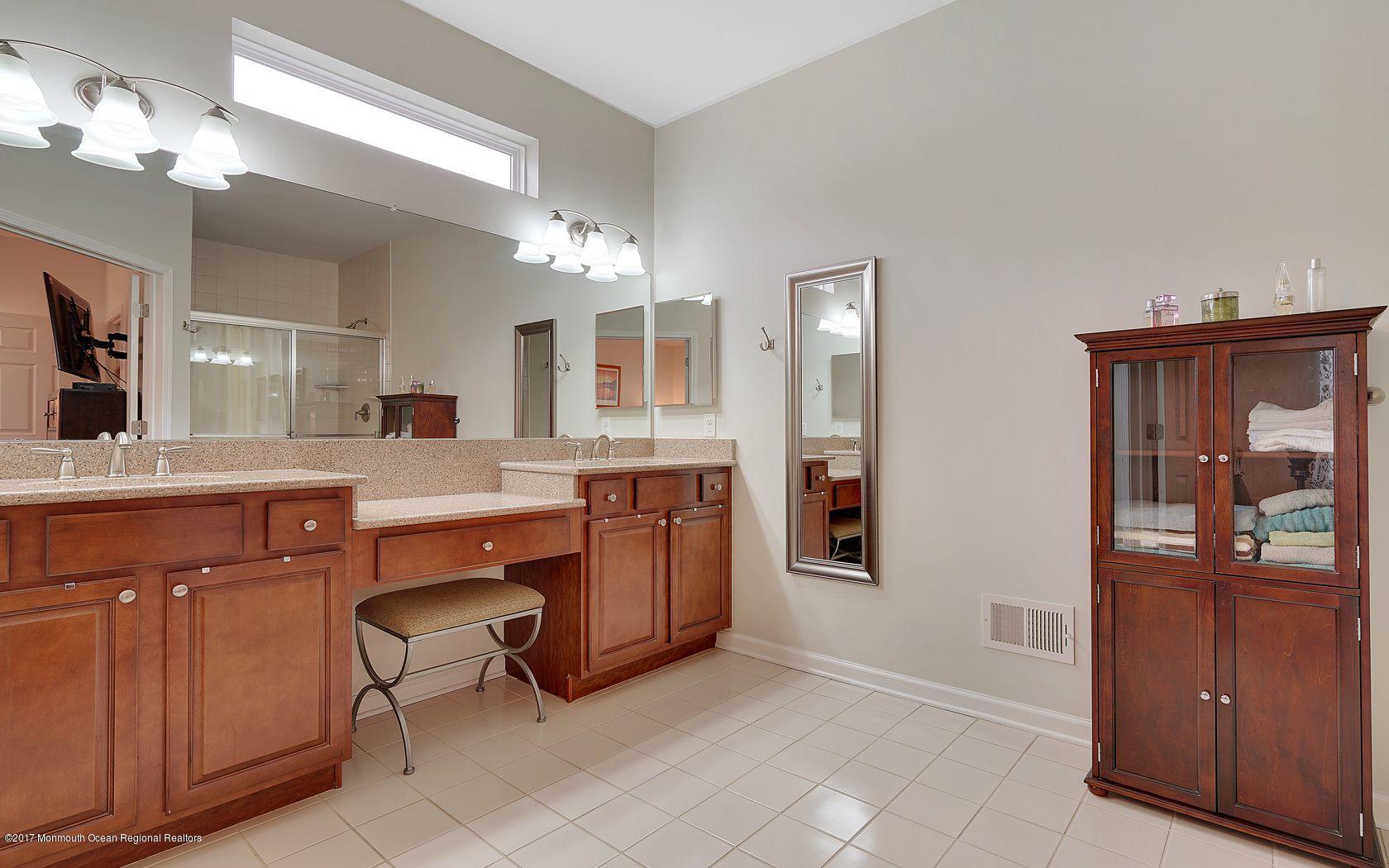 3 Sutfield Road Jackson, NJ 08527 - Photo 21 of 31 Master Bathroom