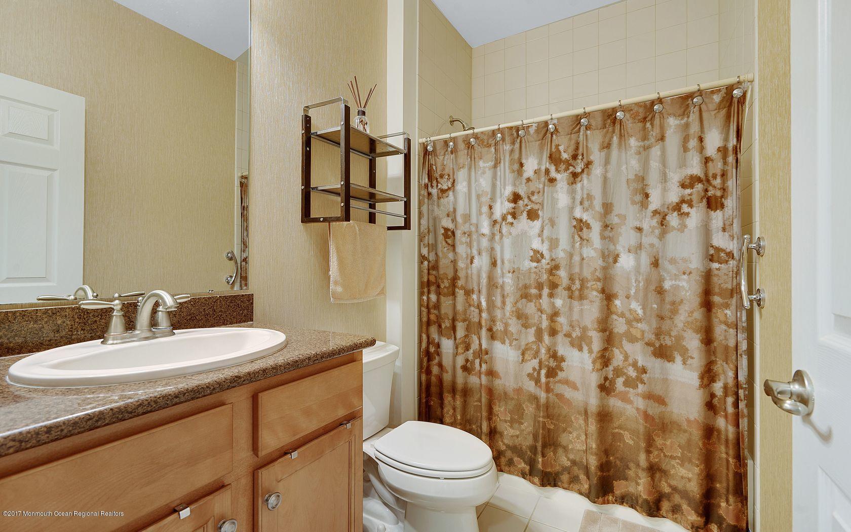 3 Sutfield Road Jackson, NJ 08527 - Photo 22 of 31 Guest Bedroom