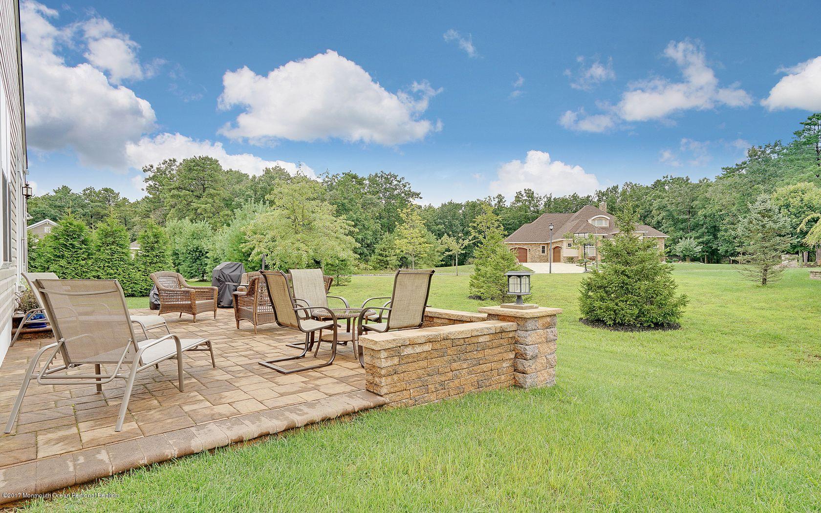 3 Sutfield Road Jackson, NJ 08527 - Photo 30 of 31 Patio