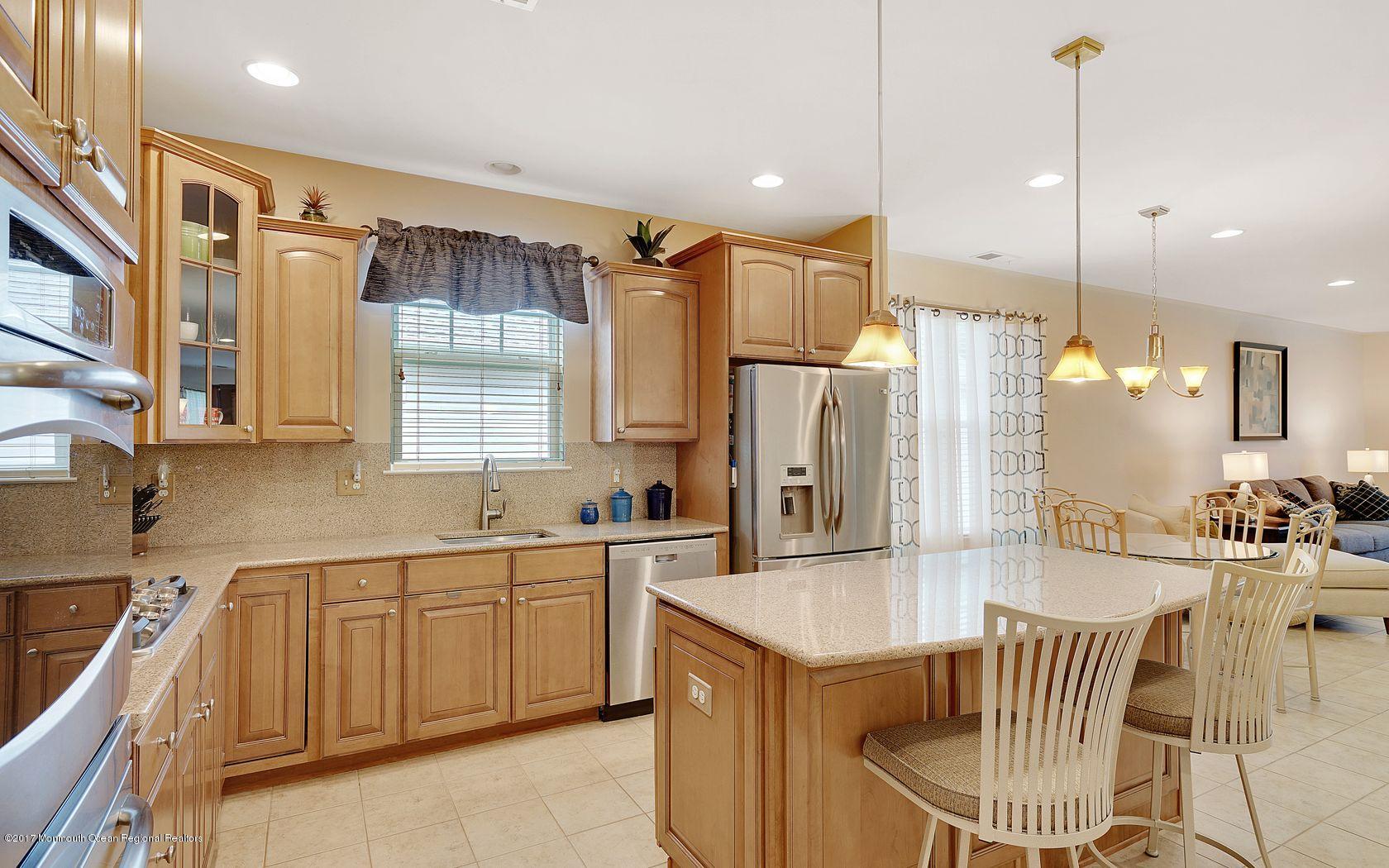 3 Sutfield Road Jackson, NJ 08527 - Photo 10 of 31 Kitchen