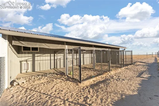 $800,000 | 11603 Bradshaw Road, Peyton, CO 80831